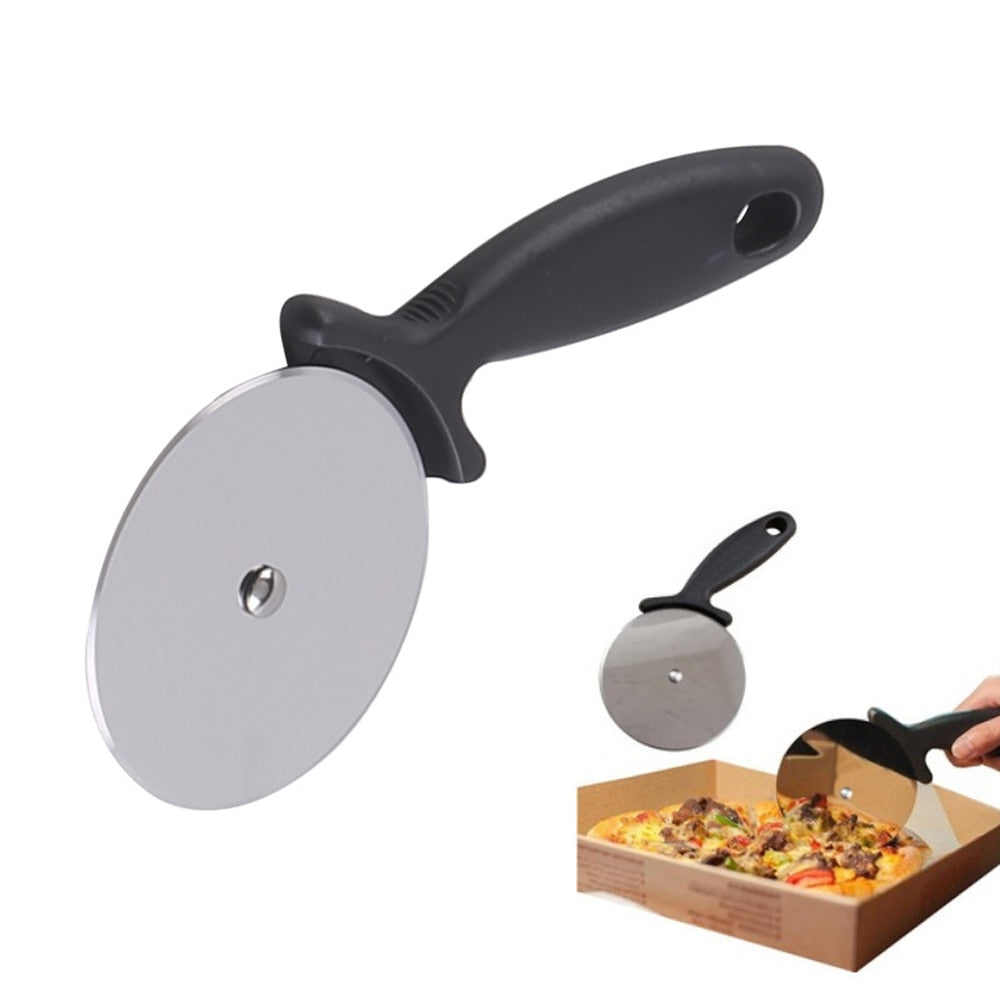 Roulette Tagliapizza A Forma Di Chitarra - Faggio Massiccio E Lama Acciaio Inox 6,3 Cm, Lavabile A Mano