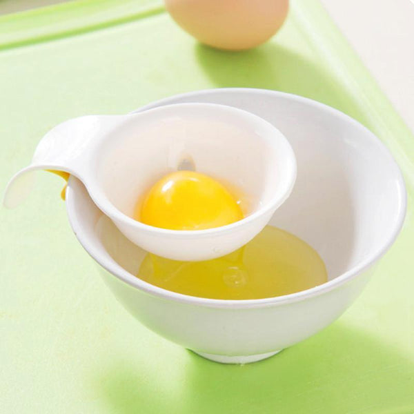 Accessoire pour séparer le blanc du jaune d’œuf